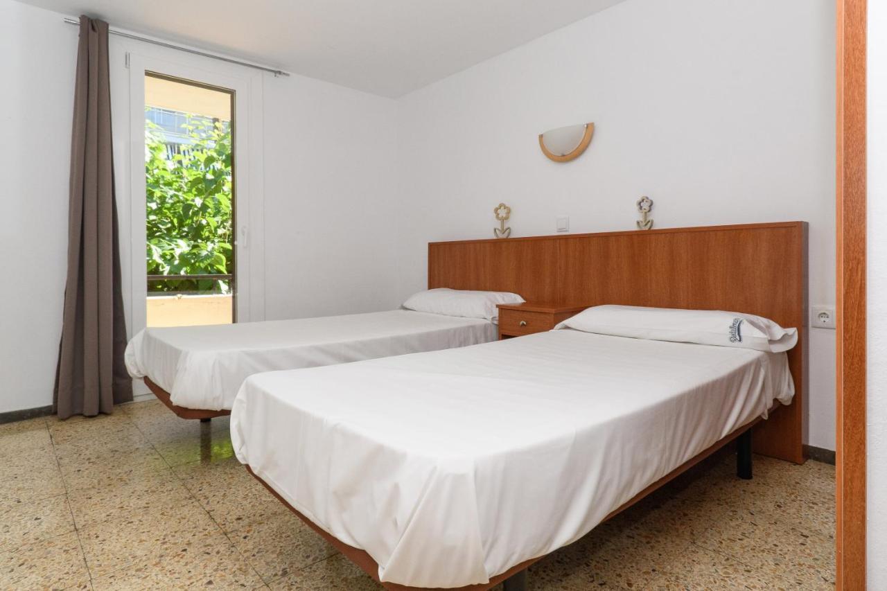 Rentalmar Family Felix Con Parking Incluido Salou Exterior photo